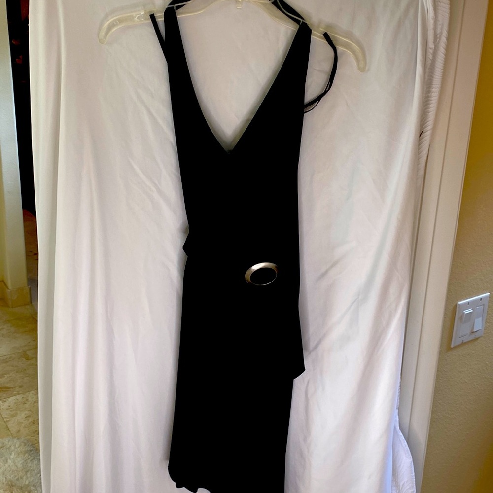 Ashley Sky Super cute basic black dress Size S